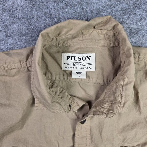 Filson Shirt Mens Small Tan Short Sleeve Button Down Utility Outdoor Pockets - Picture 3 of 7
